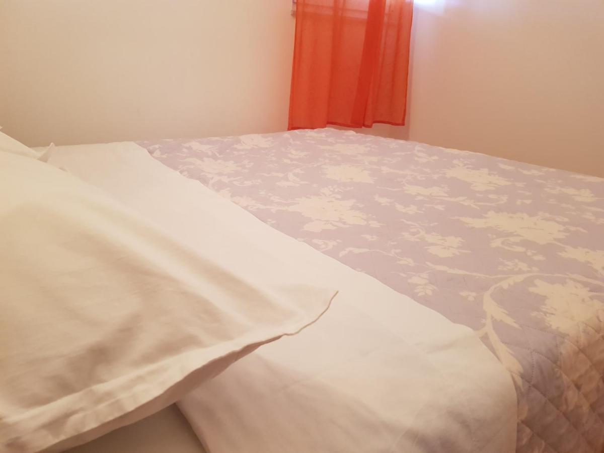 Apartment Milena Omiš Buitenkant foto
