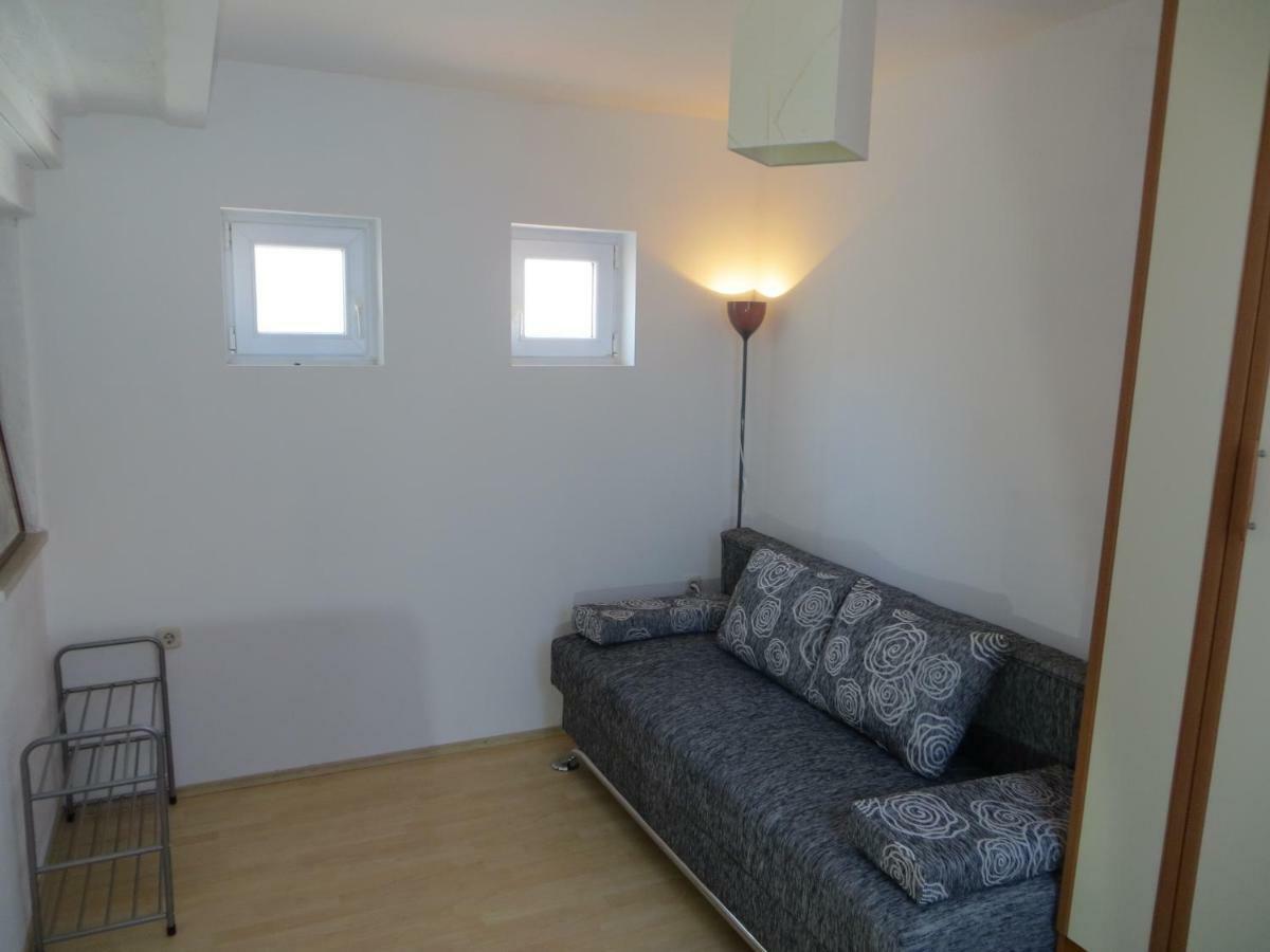 Apartment Milena Omiš Buitenkant foto