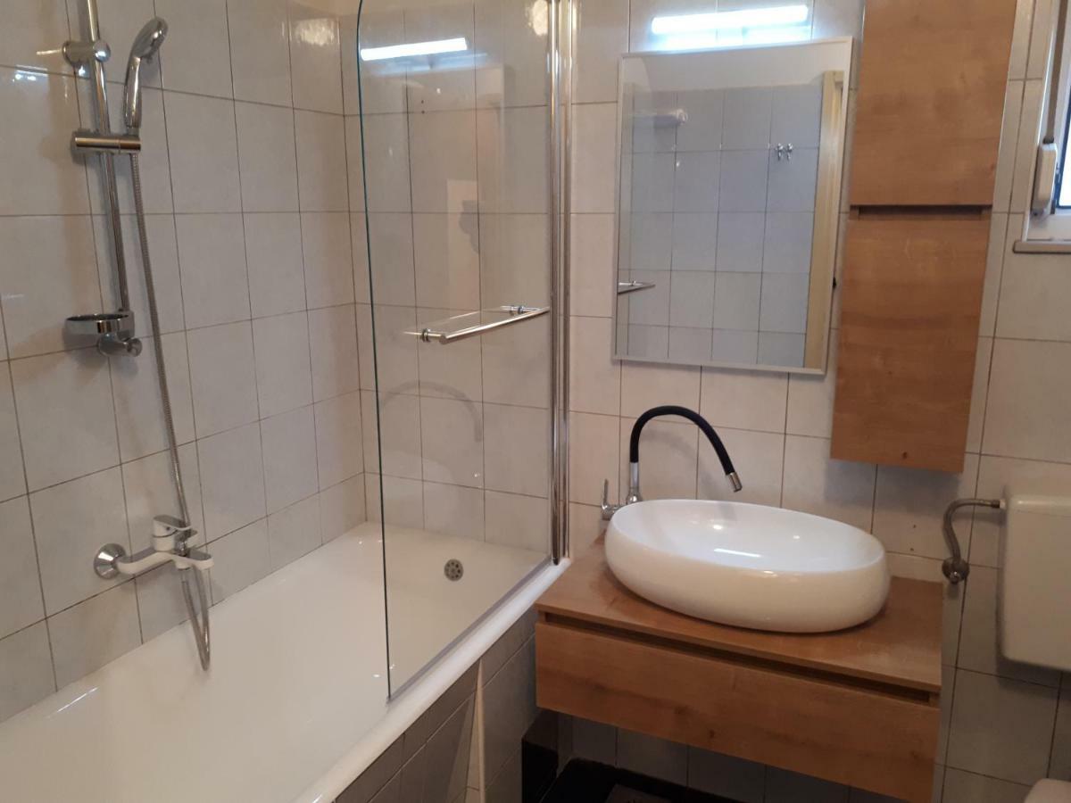 Apartment Milena Omiš Buitenkant foto